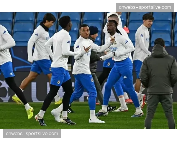 赛前情报:皇马全员健康,可派出最强阵容应对欧冠前的高强度联赛节奏 赛前情报:皇马全员健康,可派出最强阵容应对欧冠前的高强度联赛节奏